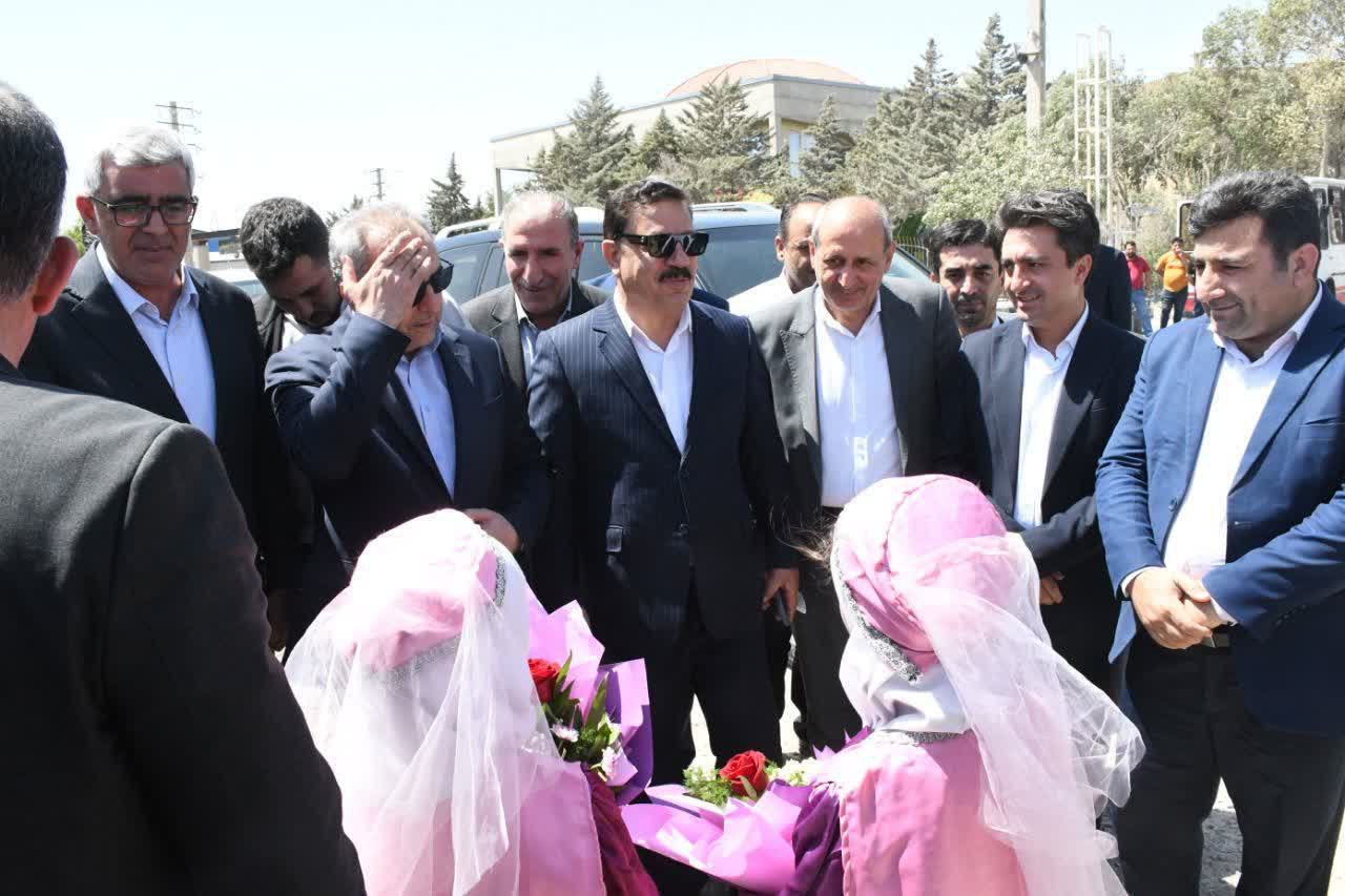 افتتاح سردخانه ۴۰۰۰ تنی آذران سیب سهند مراغه با ۷۰۰ میلیارد ریال سرمایه‌گذاری/ 